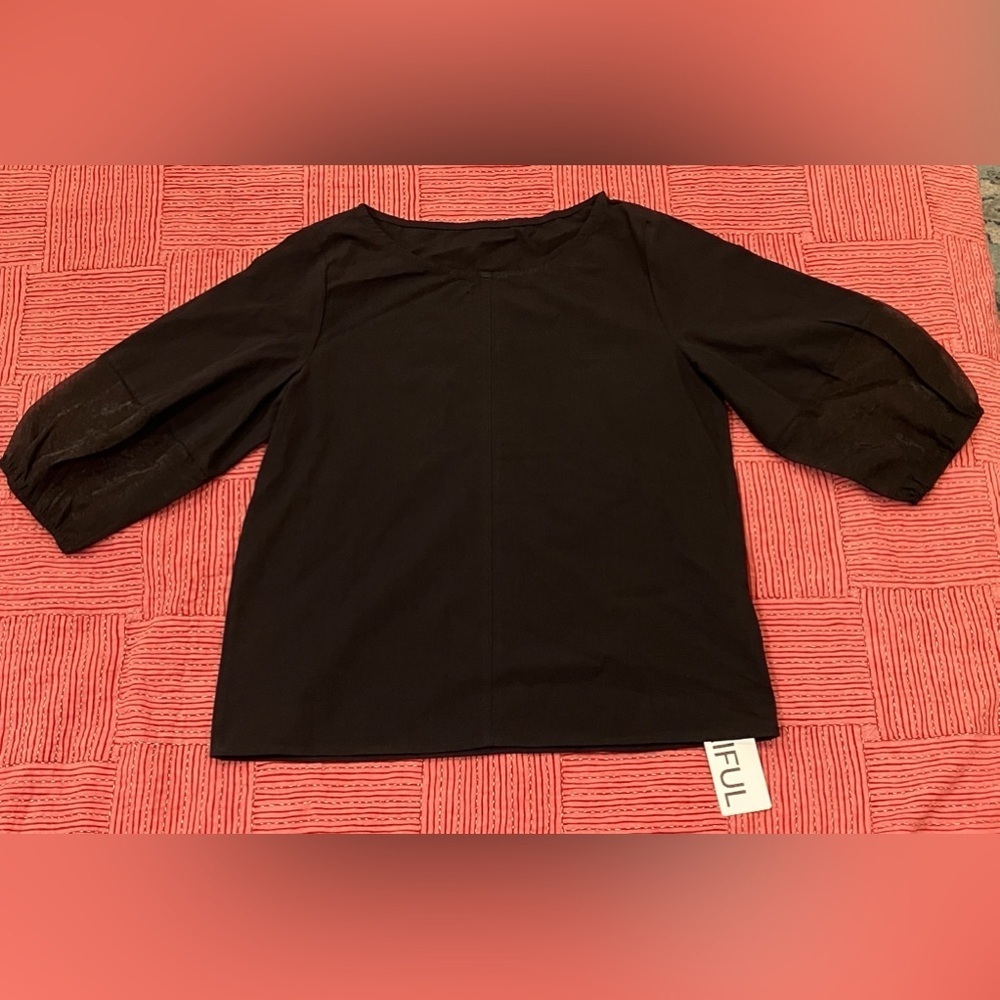 NWT Chic Black Women's medium 3/4 length sleeve Blouse